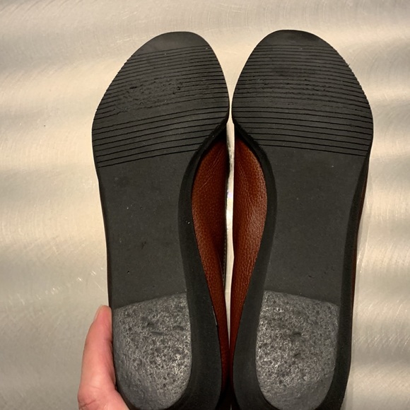 Salvatore Ferragamo Cognac Brown Pebbled Leather Flat Size 9 - Picture 6 of 11